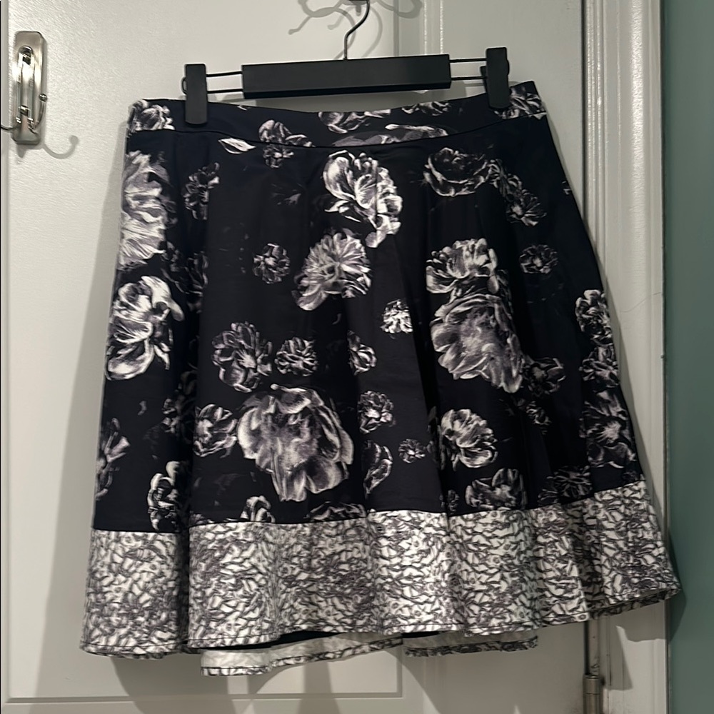 Prabal Gurung White and Gray Mini Skater Skirt